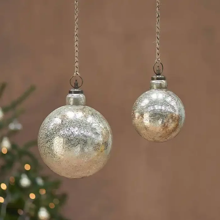 Ometti Giant Round Bauble – Rustic Gold